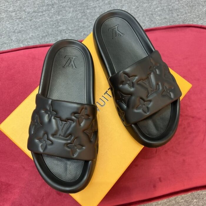 Slippers - Image 2