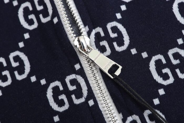 Tracksuit - Image 4