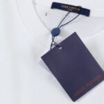 T-shirt - Image 11
