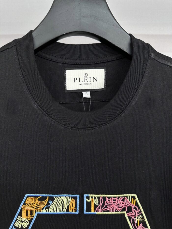 T-shirt - Image 6