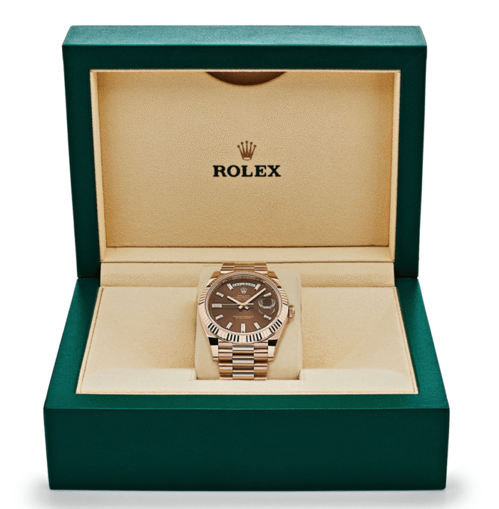 Day-date rose gold chocolate baguette diamond dial 40mm - Image 4
