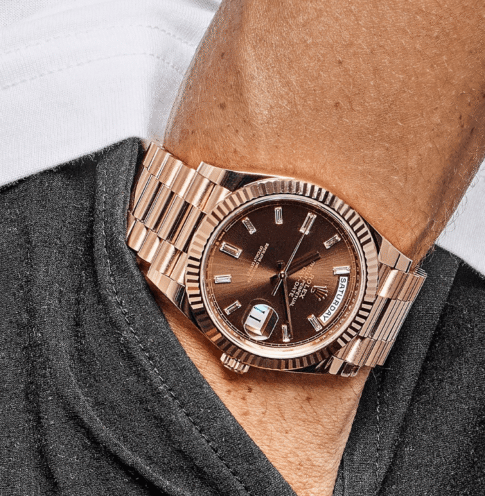 Day-date rose gold chocolate baguette diamond dial 40mm - Image 3