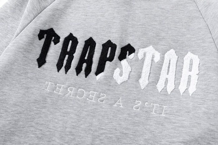 Tracksuit - Image 7