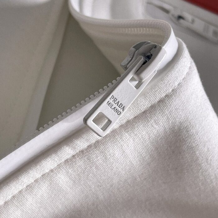 Tracksuit - Image 5