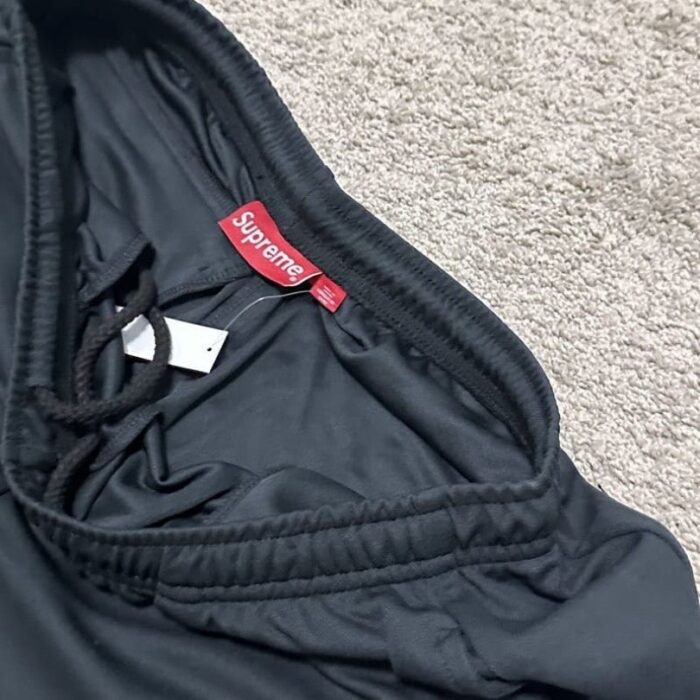 Set - Image 8