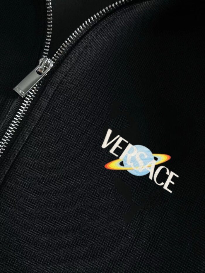 Tracksuit - Image 2