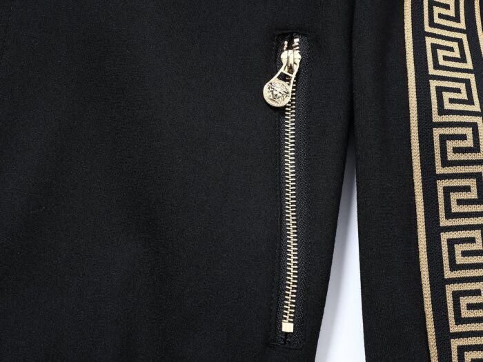 Tracksuit - Image 5