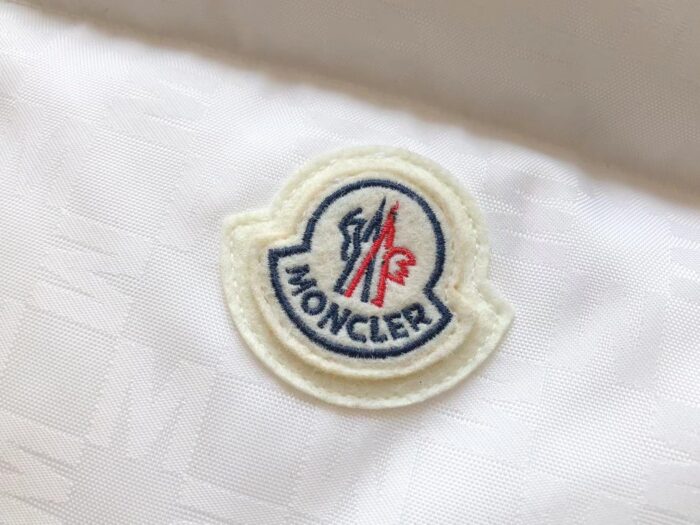 Gilet - Image 10