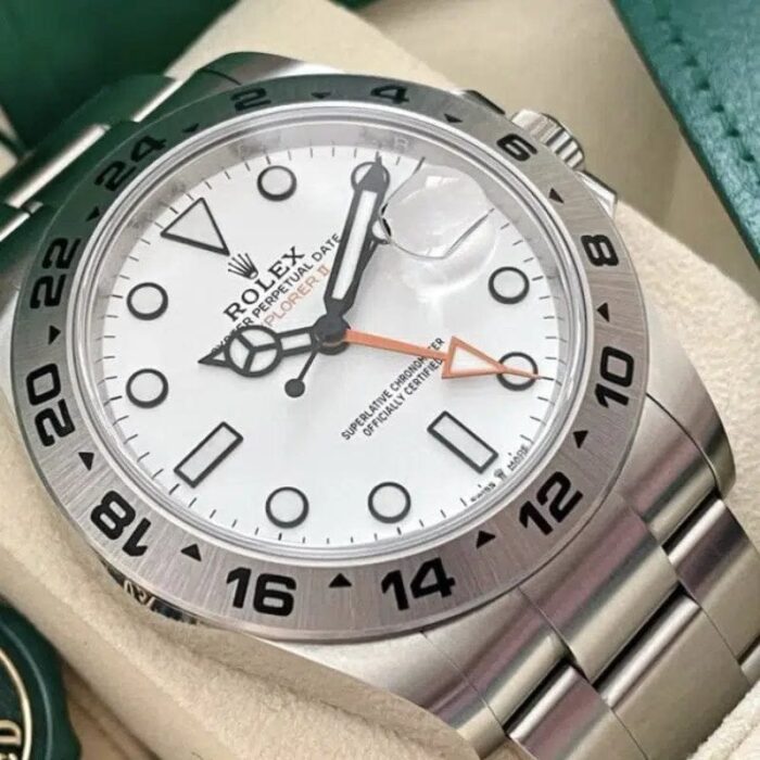 Explorer RLX045 - Image 2