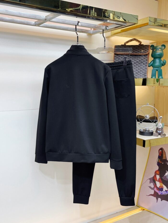 Tracksuit - Image 4