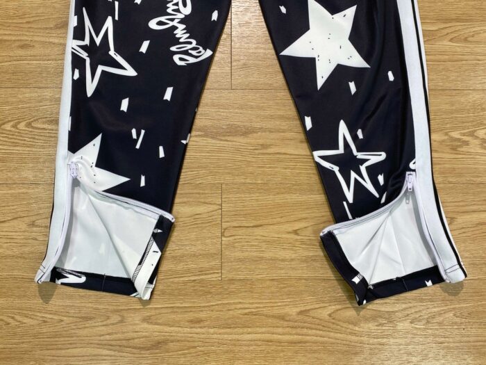 Tracksuit - Image 14