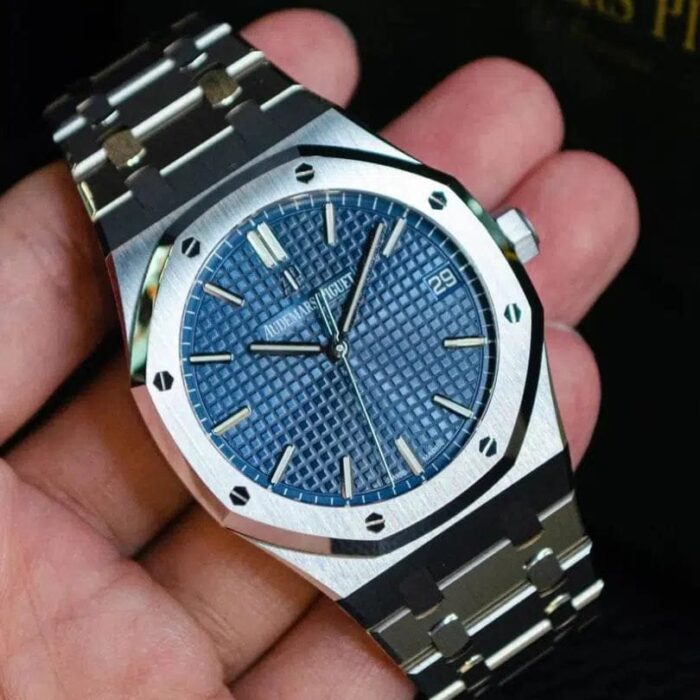 Royal Oak Offshore “Deep Blue” 15400 ADP008 - Image 3