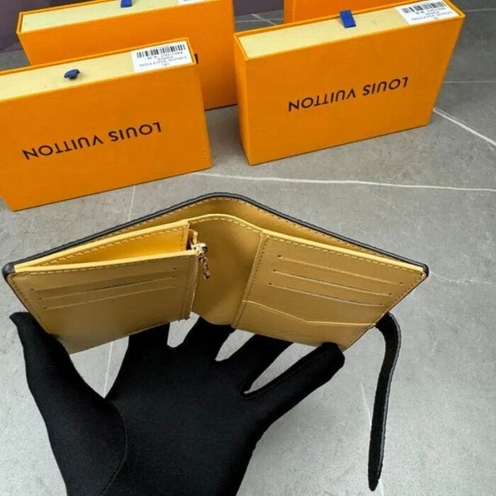 Wallet - Image 5