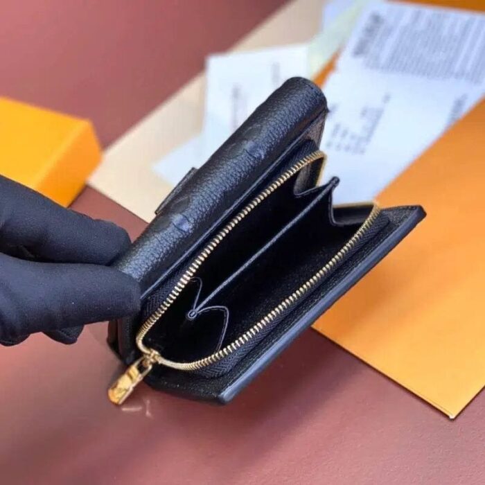 Wallet - Image 5