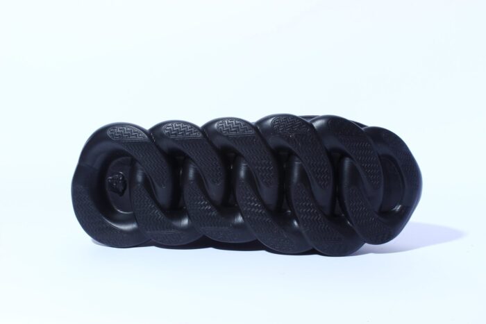 CHAIN REACTION - Image 5