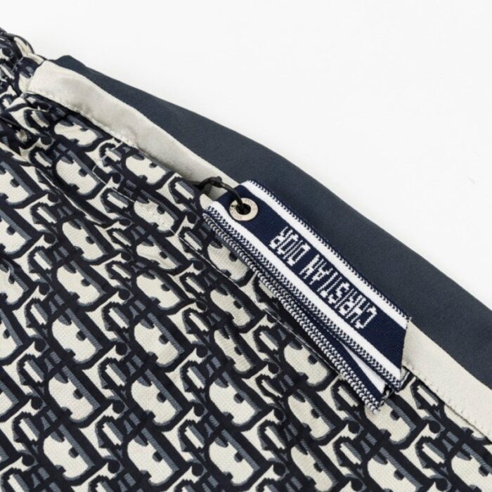 Shorts - Image 7