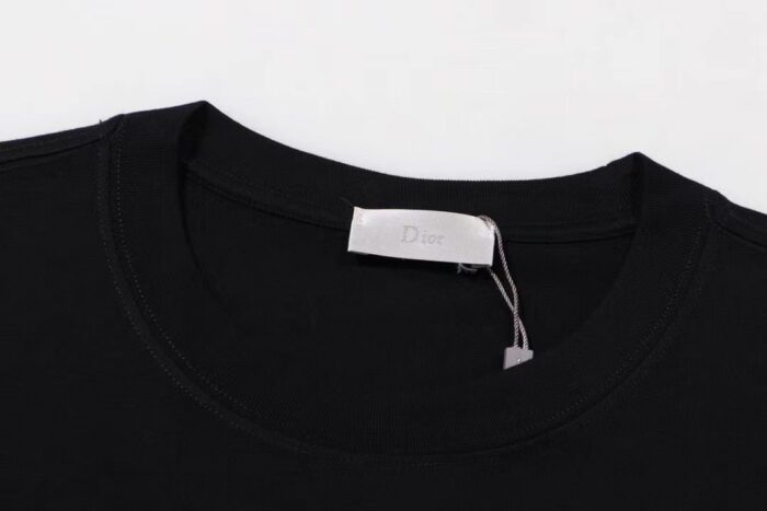 T-shirt - Image 4