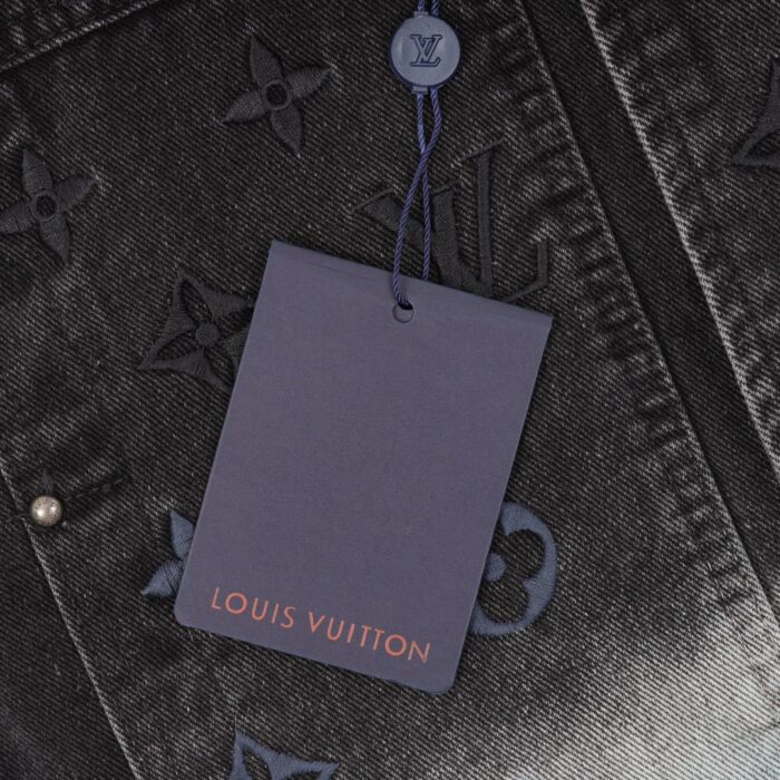 Tracksuit - Image 6