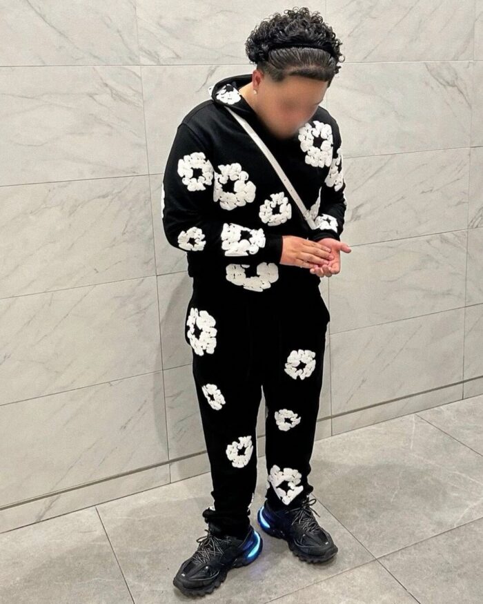 Tracksuit - Image 5