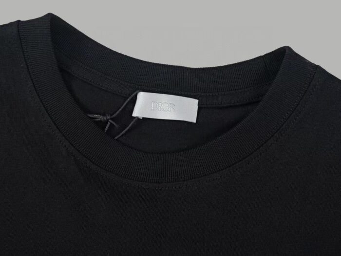 T-shirt - Image 4