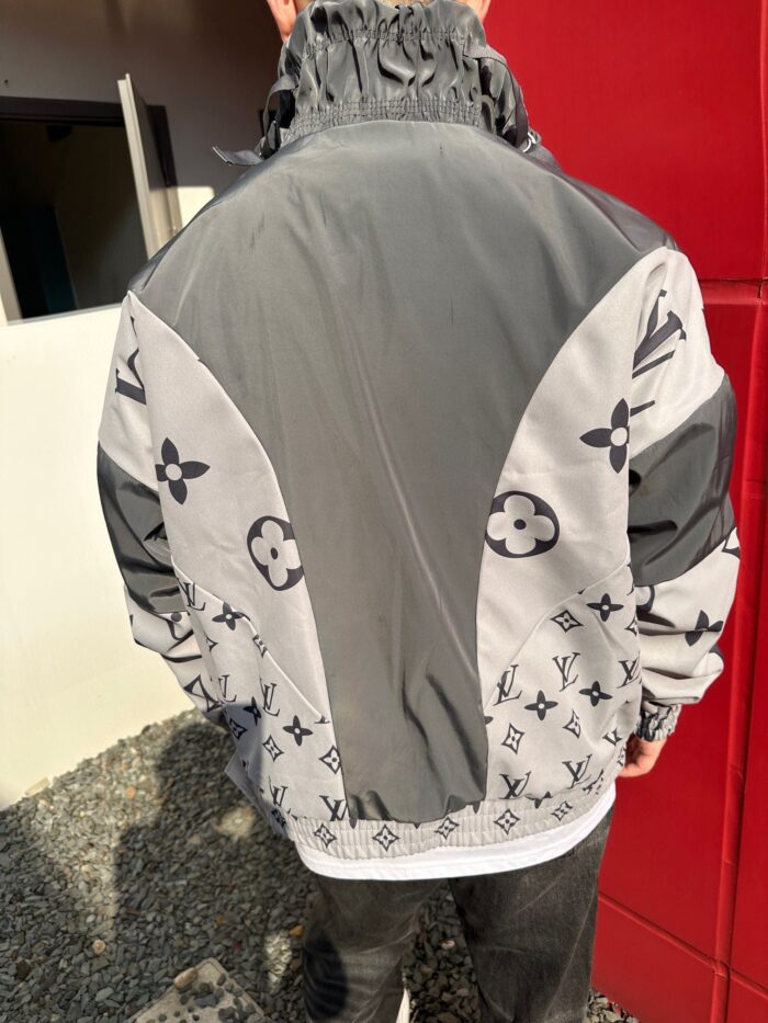 Jacket - Image 4