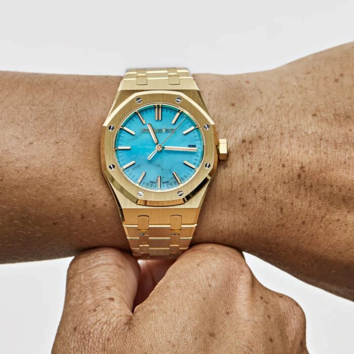 Royal Oak Selfwinding 15550BA.OO.1356BA.01 Yellow Gold Blue Turquoise Dial - Image 5