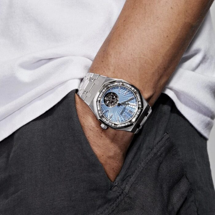 Royal Oak 26535PT.ZZ.1220PT.01 Selfwinding Flying Tourbillon Platinum Light Blue Dial - Image 4