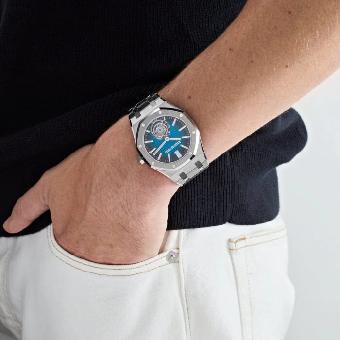 Royal Oak 26730TI.OO.1320TI.04 Flying Tourbillon Titanium Limited Edition - Image 4