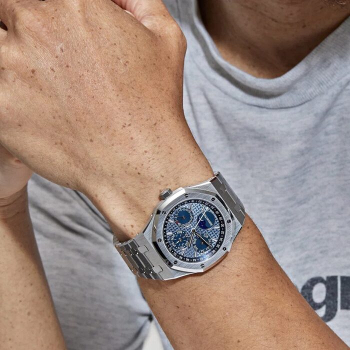 Royal Oak Perpetual Calendar 26574ST.OO.1220ST.03 Steel Blue Dial (2022) - Image 4
