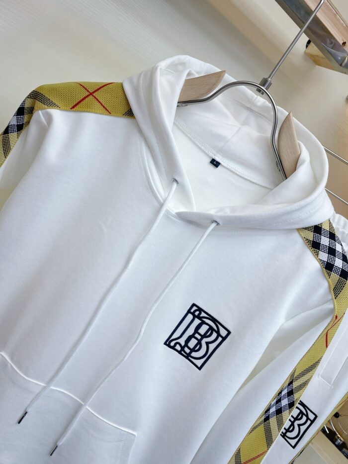 Tracksuit - Image 3