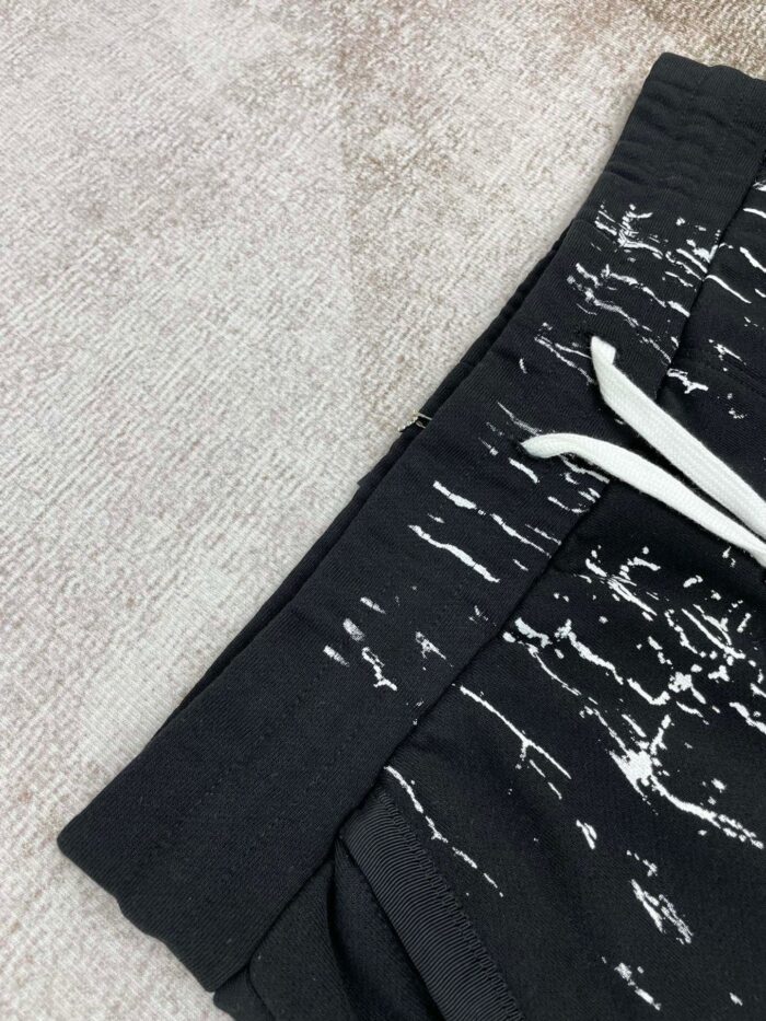 Tracksuit - Image 4
