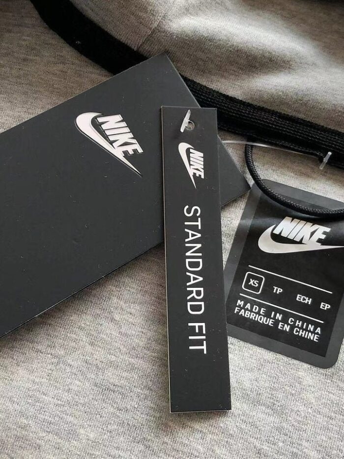 Tech Fleece - Image 3