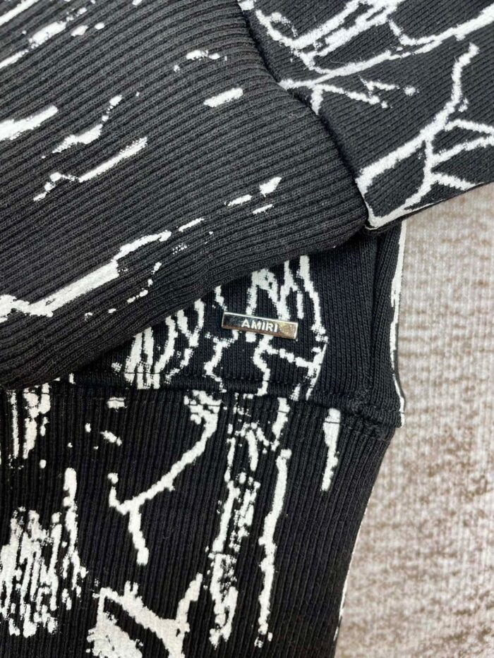 Tracksuit - Image 7