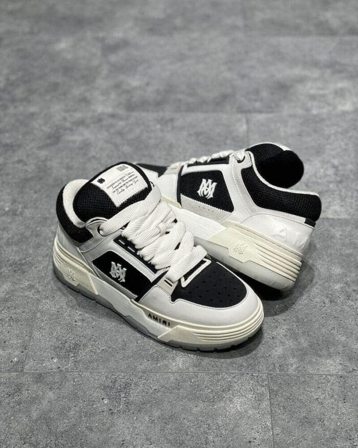 Black White - Image 10