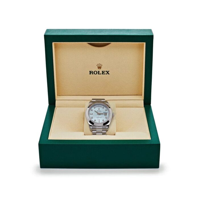 Day-Date II 218206 Platinum Blue Diamond Dial - Image 2