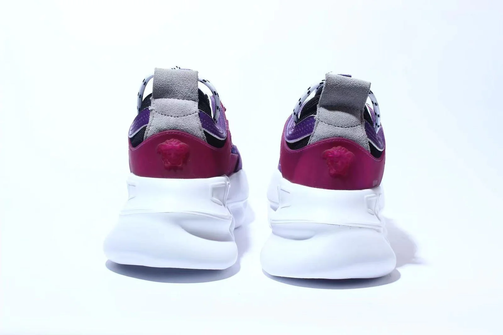 CHAIN REACTION - Image 5