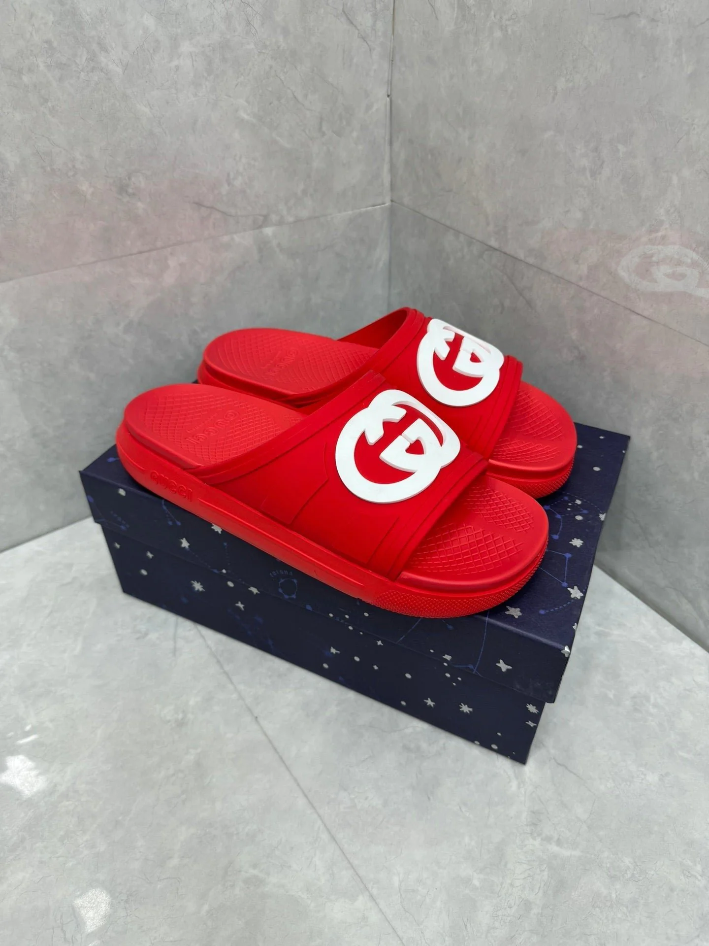 Slippers - Image 4